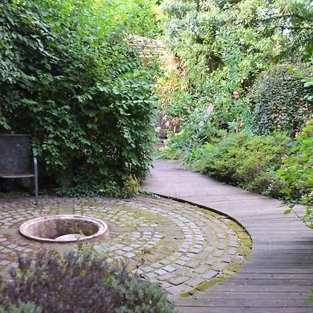 Gaestezimmer Mit Garten In Fischeln Krefeld Exterior foto