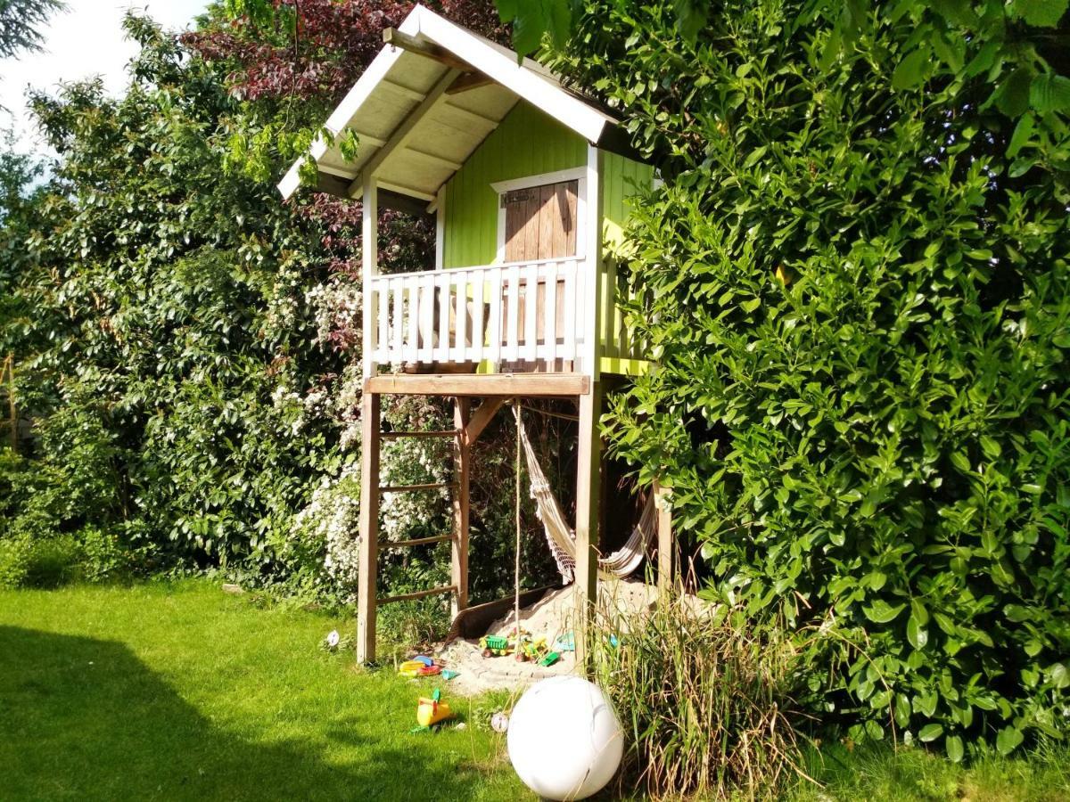 Gaestezimmer Mit Garten In Fischeln Krefeld Exterior foto